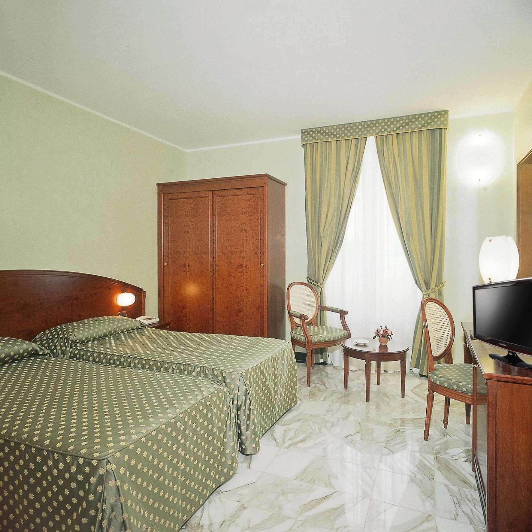 Hotel Ulivi 아렌자노 외부 사진