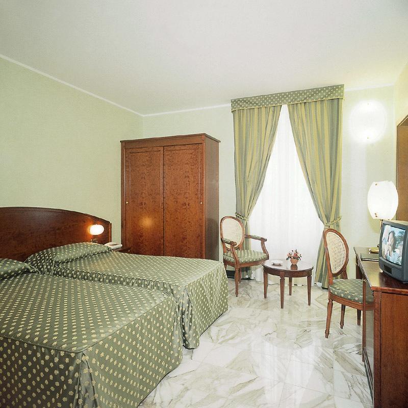 Hotel Ulivi 아렌자노 외부 사진