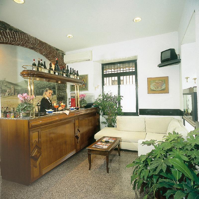 Hotel Ulivi 아렌자노 외부 사진